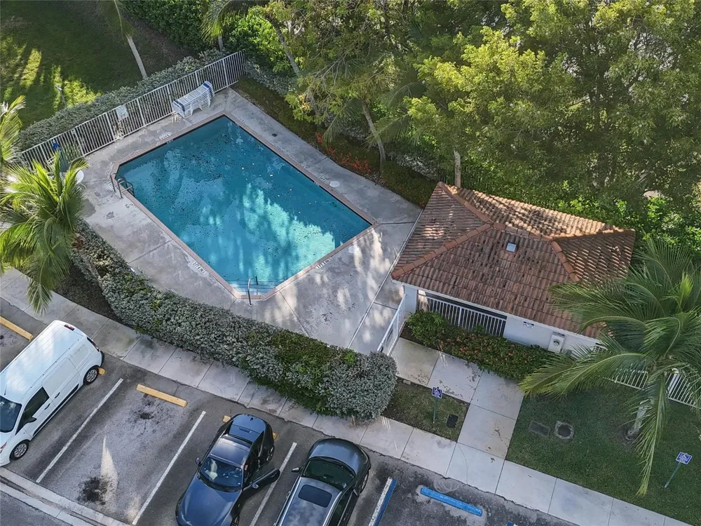 8106 Prestige Commons Drive #8106 Tamarac, FL 33321