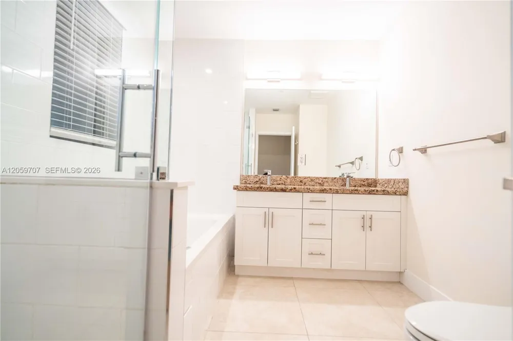 1091 Galiano St #102 Coral Gables, FL 33134