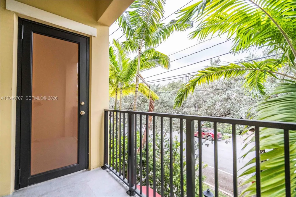 1091 Galiano St #102 Coral Gables, FL 33134