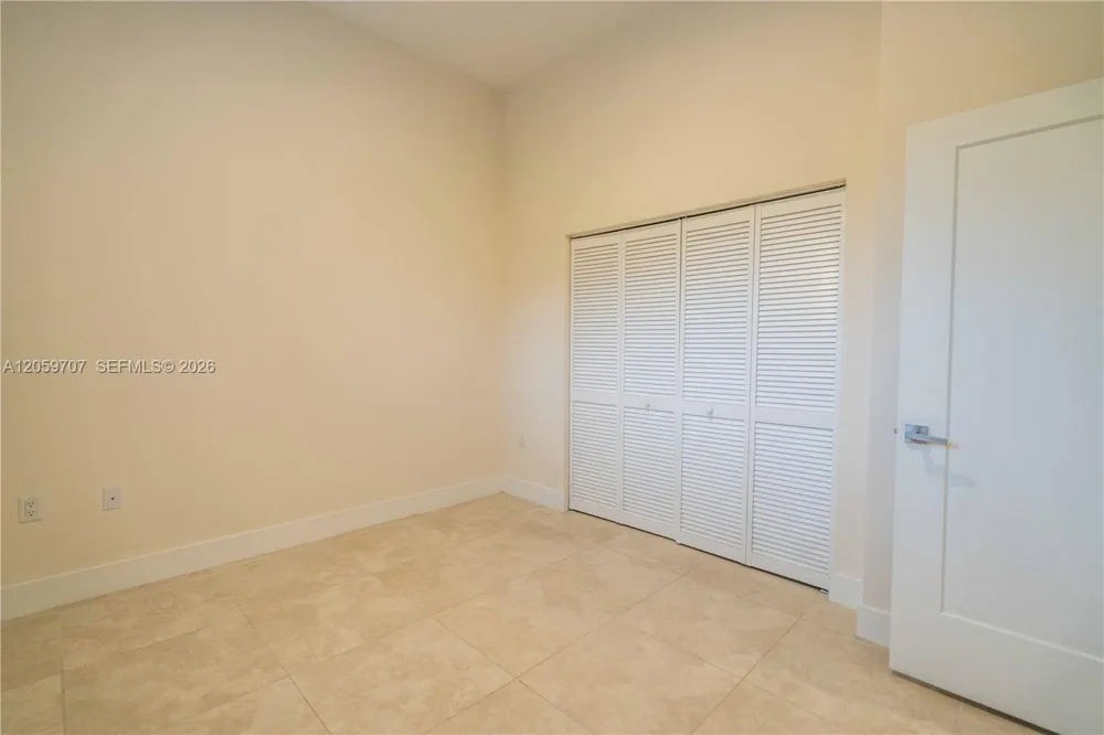 1091 Galiano St #102 Coral Gables, FL 33134