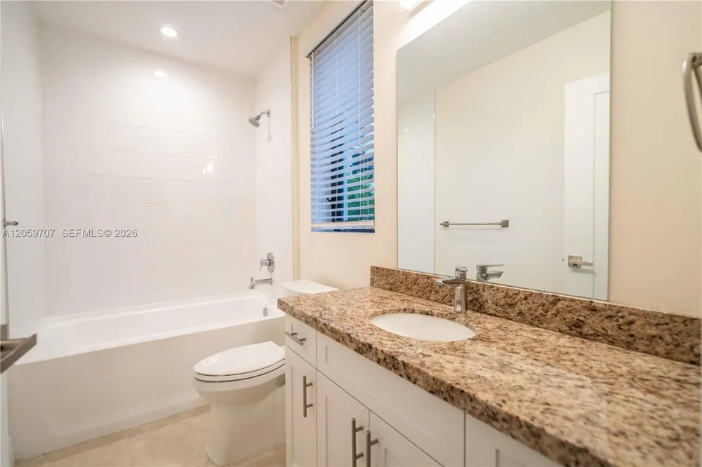 1091 Galiano St #102 Coral Gables, FL 33134