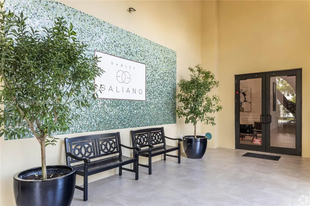 1091 Galiano St #102 Coral Gables, FL 33134