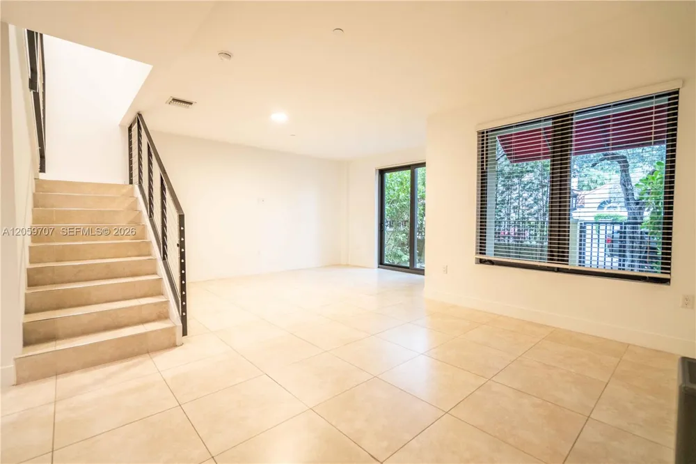 1091 Galiano St #102 Coral Gables, FL 33134