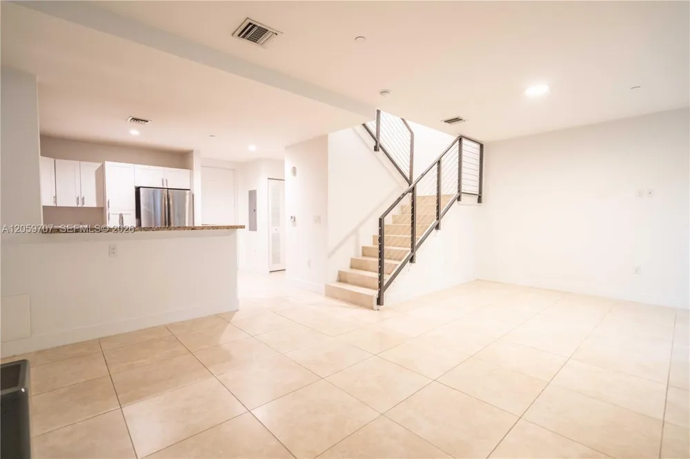 1091 Galiano St #102 Coral Gables, FL 33134