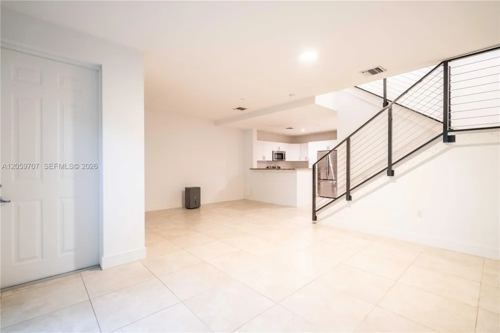 1091 Galiano St #102 Coral Gables, FL 33134