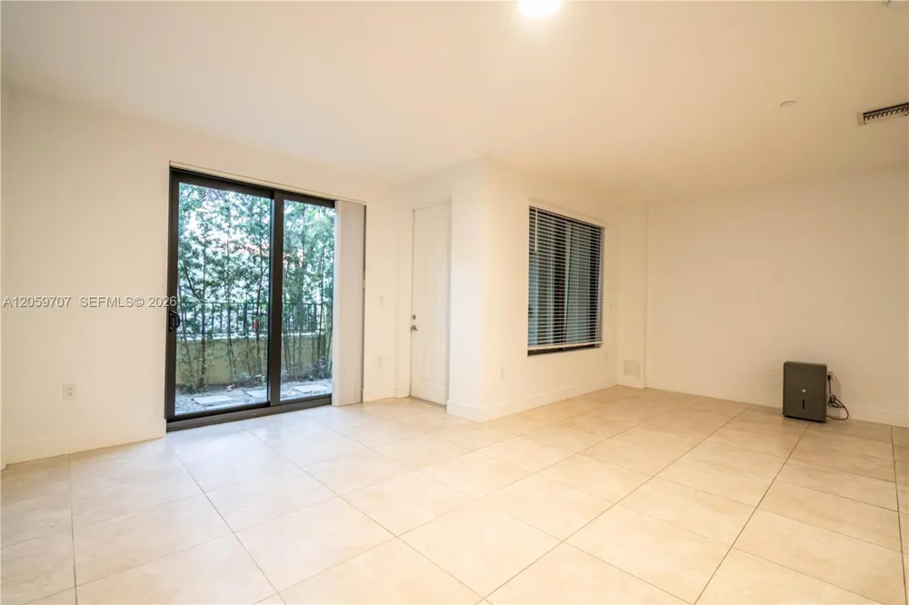 1091 Galiano St #102 Coral Gables, FL 33134