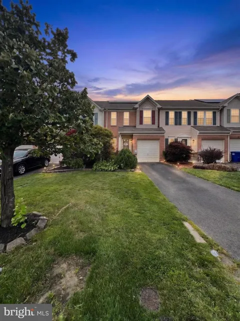 10 PEPPERMINT DRIVE