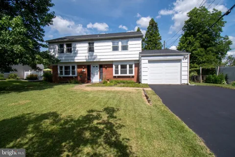 12422 SARAH LANE
