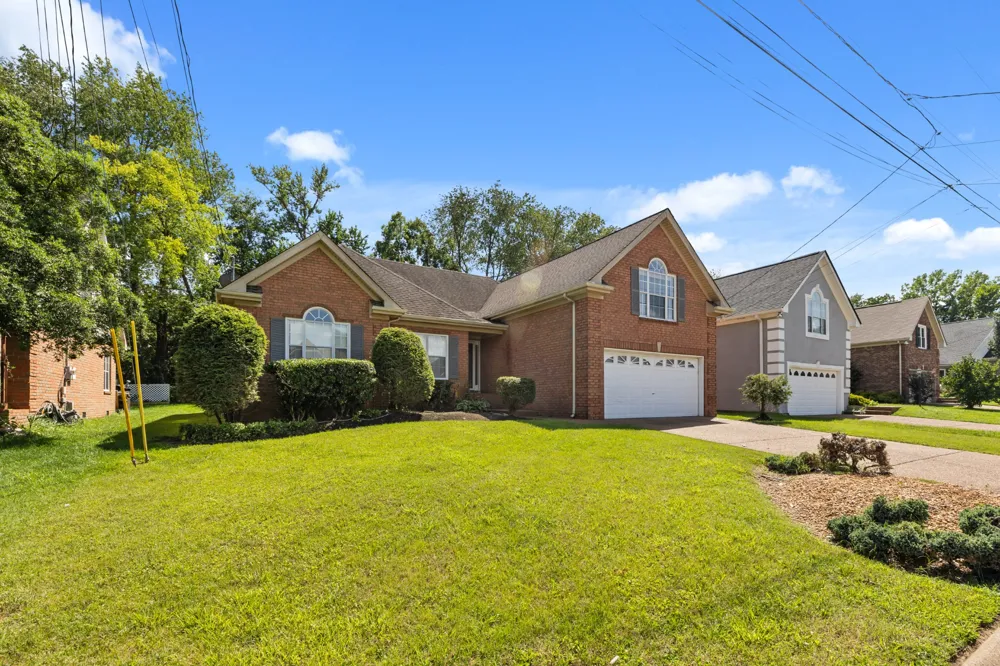 5436 Reagan Run Antioch, TN 37013