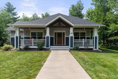 Grand View Lodge #598 24305 Fairway Pines Drive