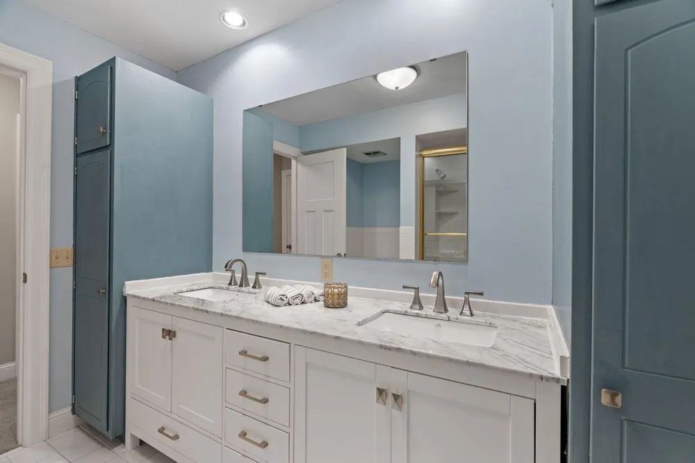 592 County Road 24 Wayzata, MN 55391