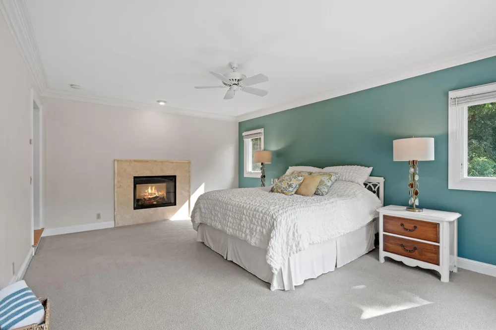 592 County Road 24 Wayzata, MN 55391