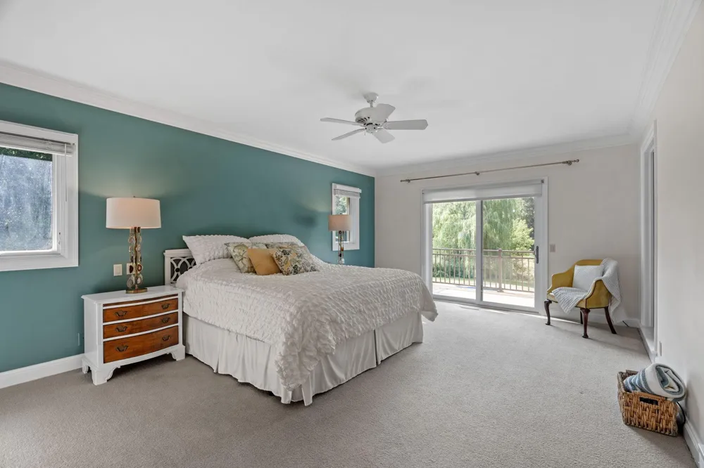 592 County Road 24 Wayzata, MN 55391
