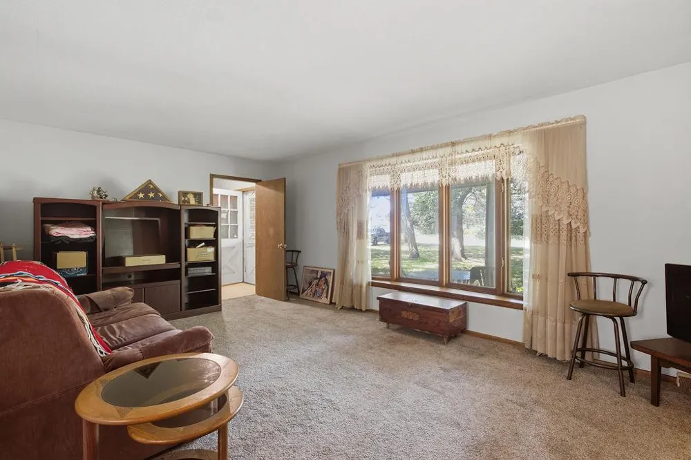 2814 Crosstown Boulevard NE Andover, MN 55304