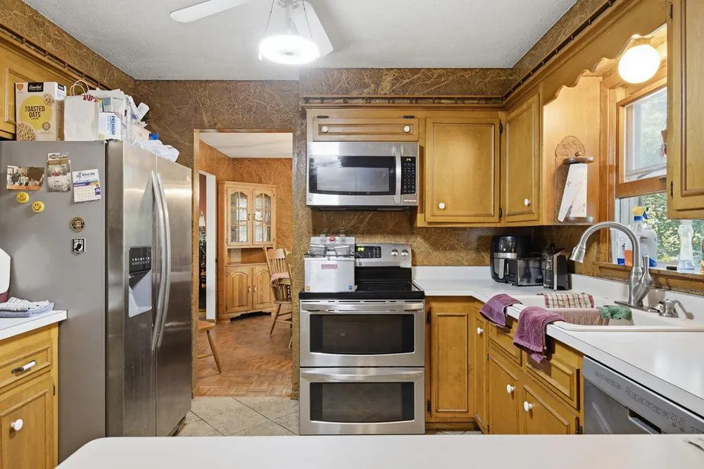 2814 Crosstown Boulevard NE Andover, MN 55304