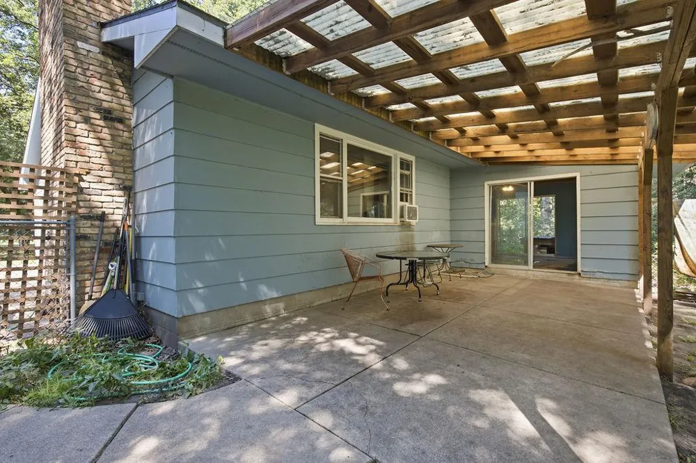 2814 Crosstown Boulevard NE Andover, MN 55304