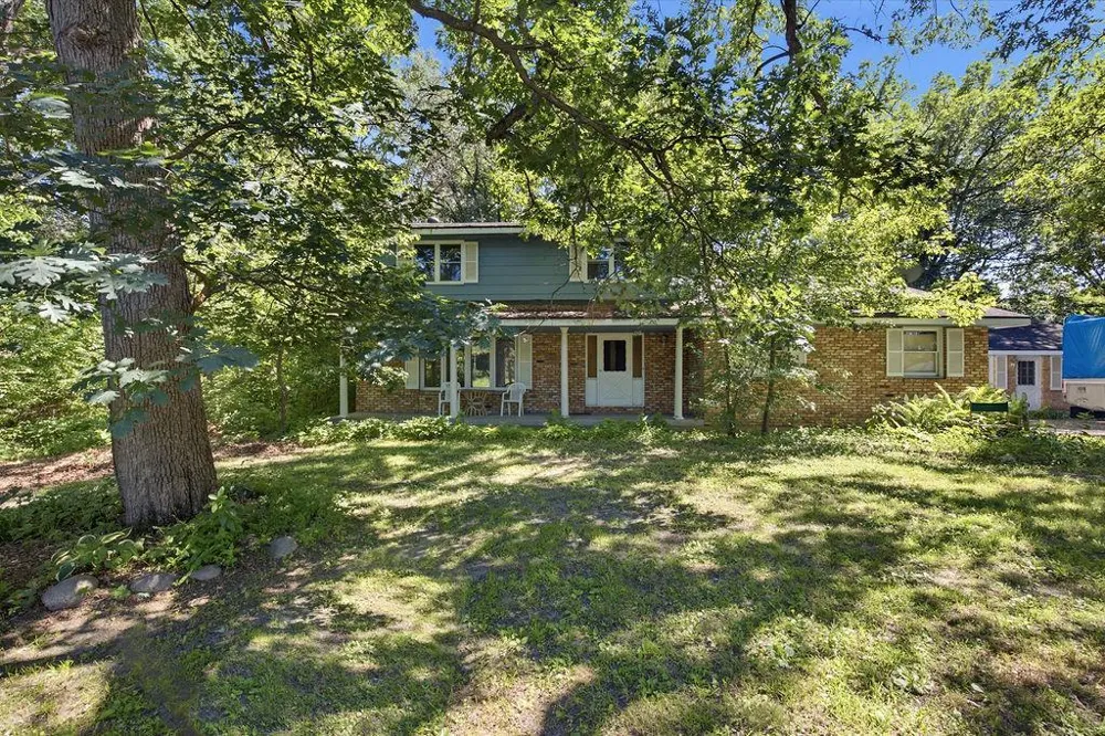 2814 Crosstown Boulevard NE Andover, MN 55304
