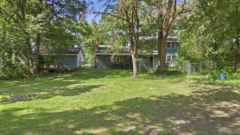 2814 Crosstown Boulevard NE Andover, MN 55304