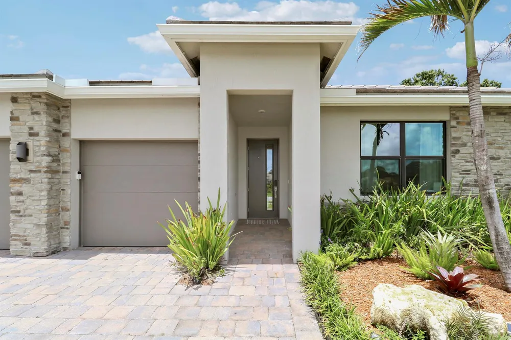 1490 SW Lago Circle Palm City, FL 34990