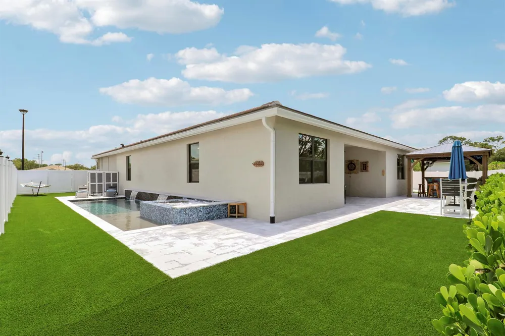 1490 SW Lago Circle Palm City, FL 34990