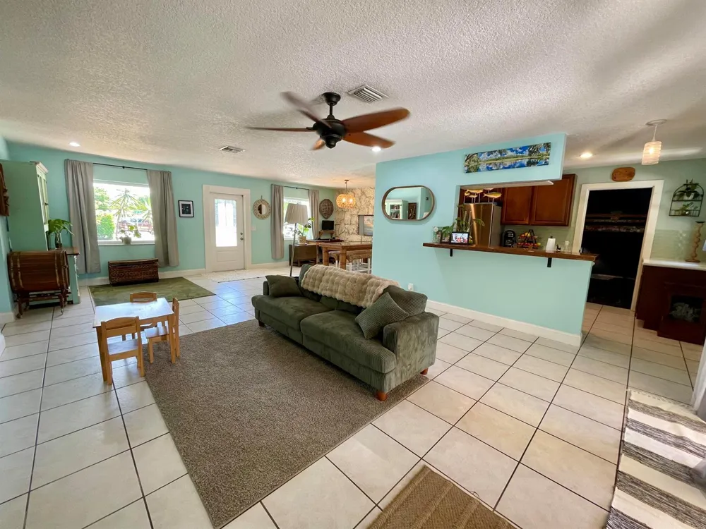 415 Beacon Street Tequesta, FL 33469