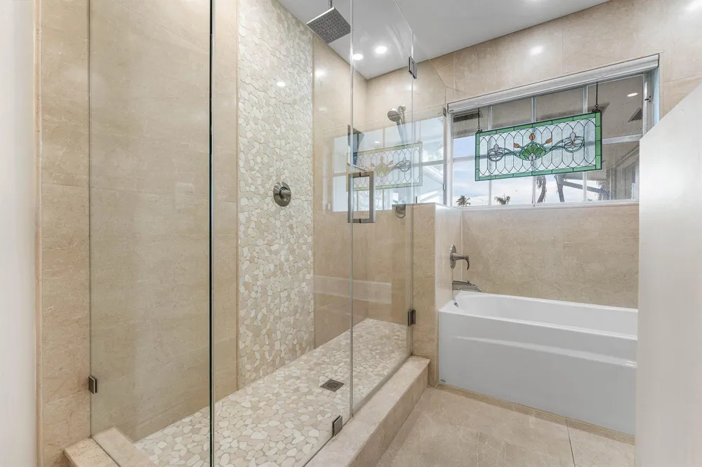 362 Yorktowne Circle Atlantis, FL 33462
