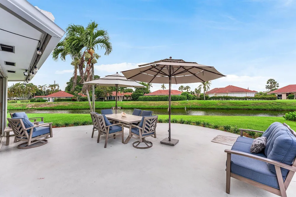 362 Yorktowne Circle Atlantis, FL 33462