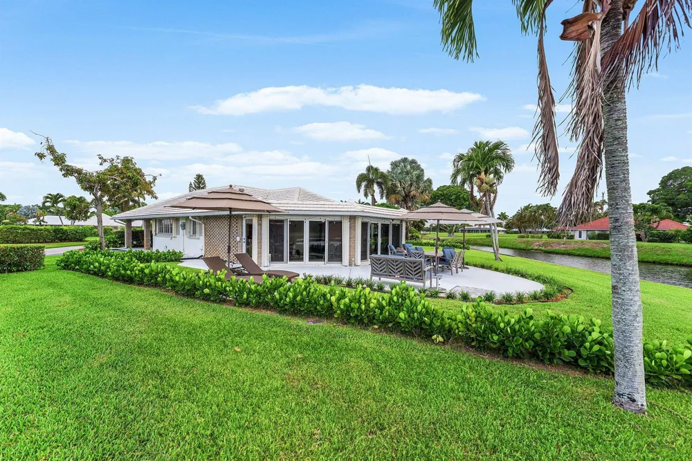 362 Yorktowne Circle Atlantis, FL 33462