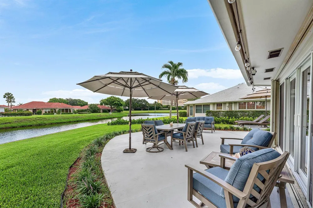 362 Yorktowne Circle Atlantis, FL 33462