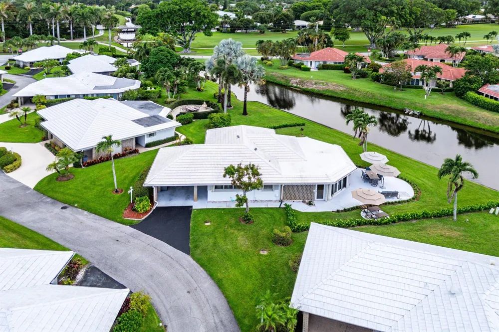 362 Yorktowne Circle Atlantis, FL 33462