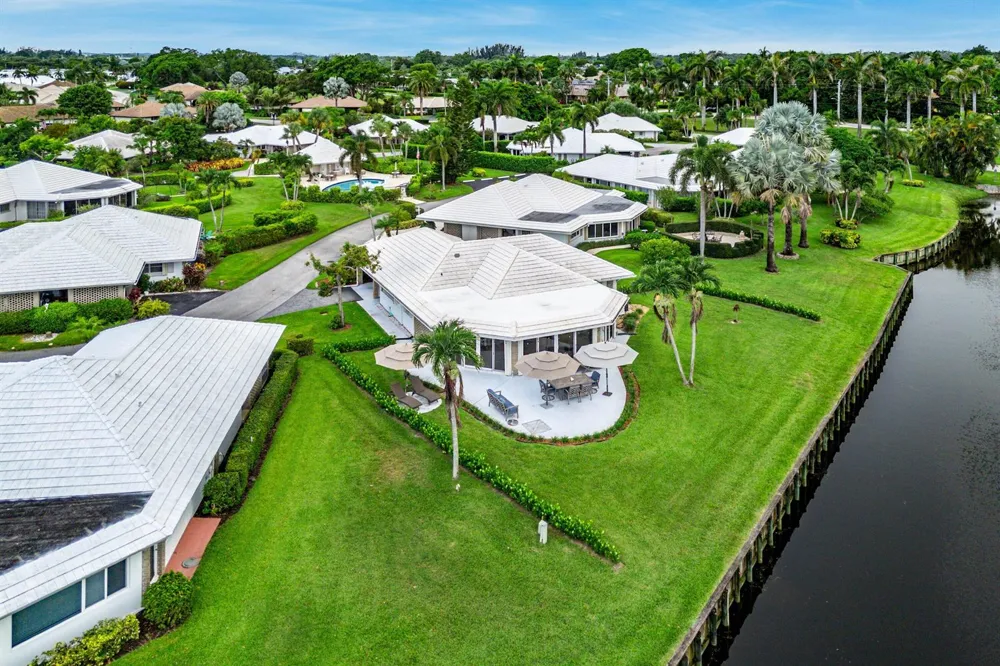 362 Yorktowne Circle Atlantis, FL 33462