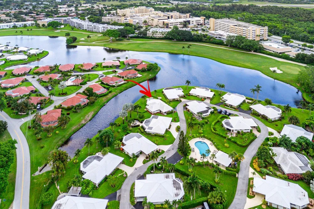 362 Yorktowne Circle Atlantis, FL 33462