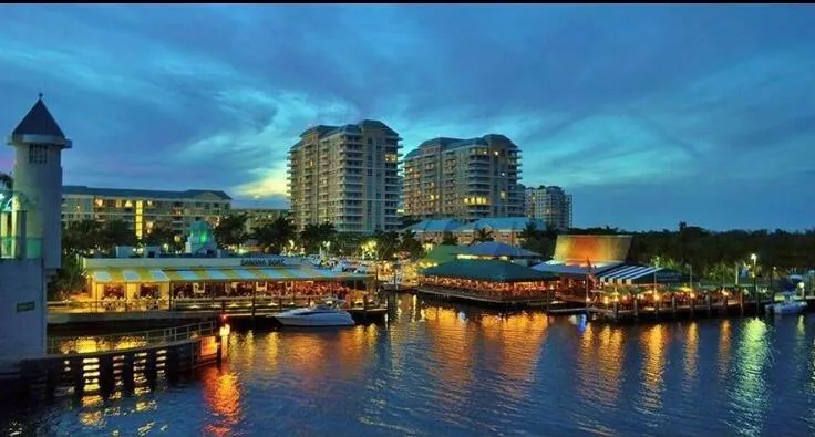 362 Yorktowne Circle Atlantis, FL 33462