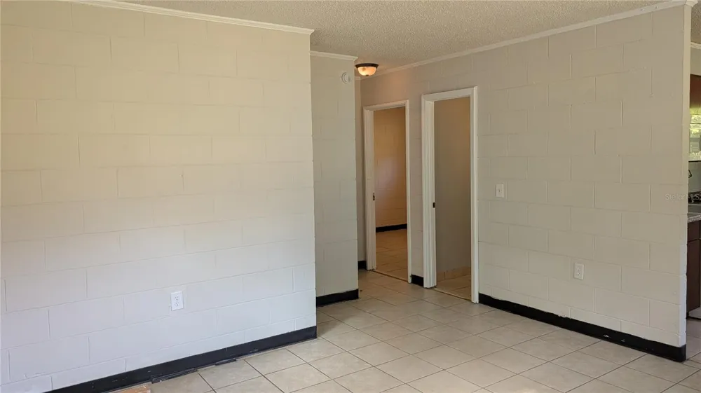 738 E MINNEOLA AVENUE Clermont, FL 34711
