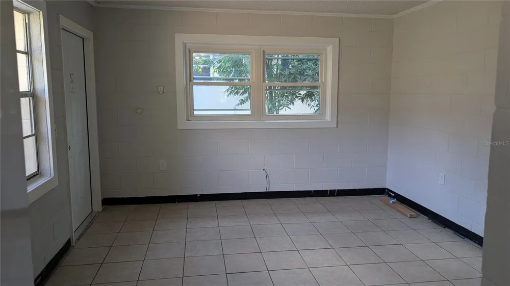 738 E MINNEOLA AVENUE Clermont, FL 34711