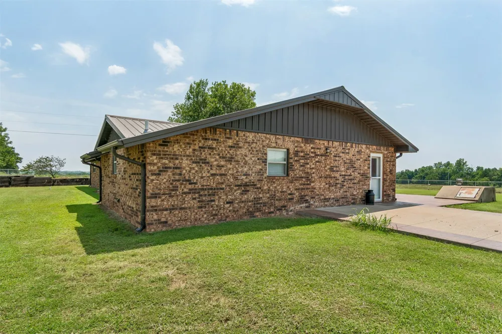344701 E 750 ROAD Agra, OK 74824