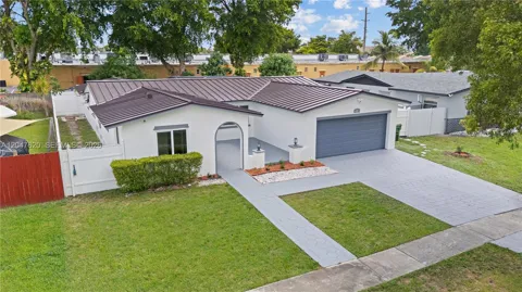 9110 NW 18th Ct
