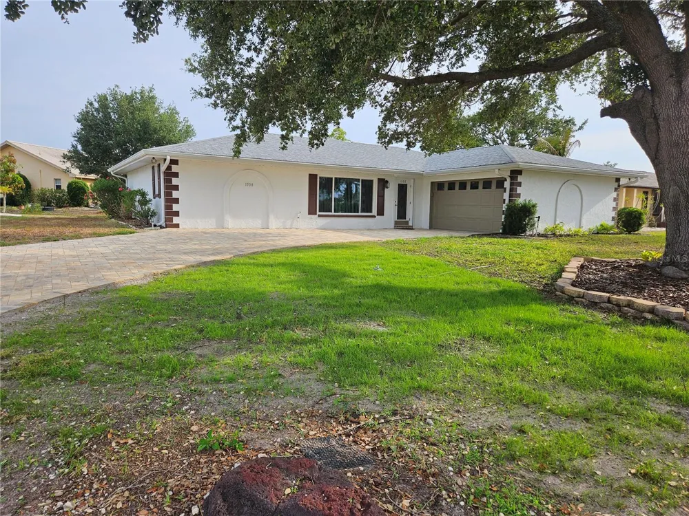 1508 FLAMINGO LANE Sun City Center, FL 33573