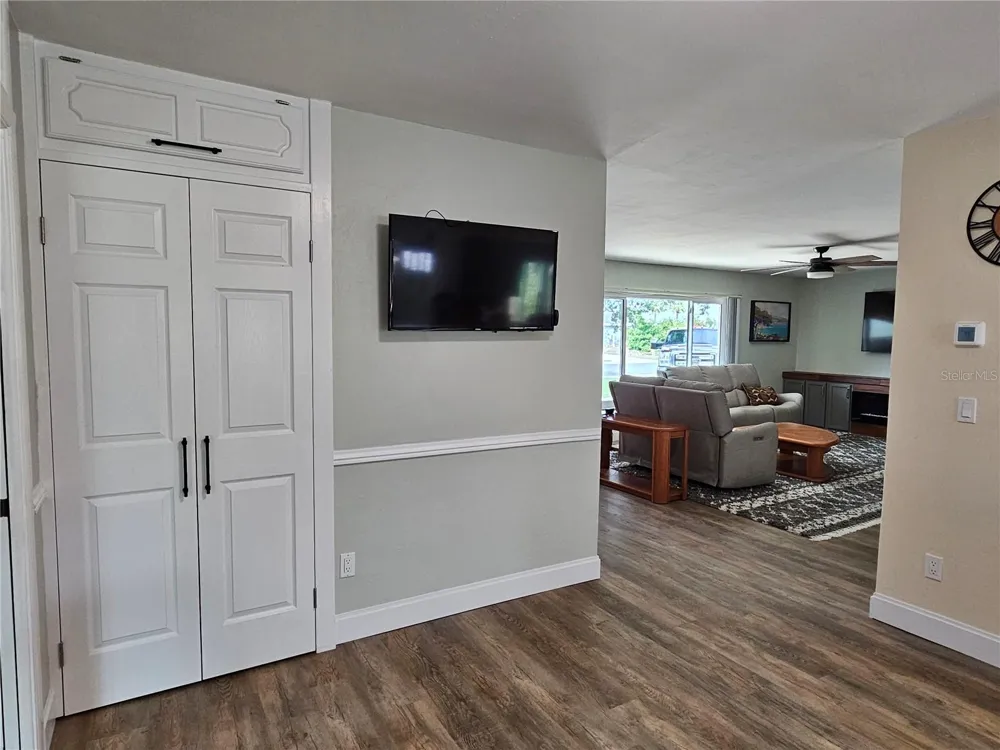 1508 FLAMINGO LANE Sun City Center, FL 33573