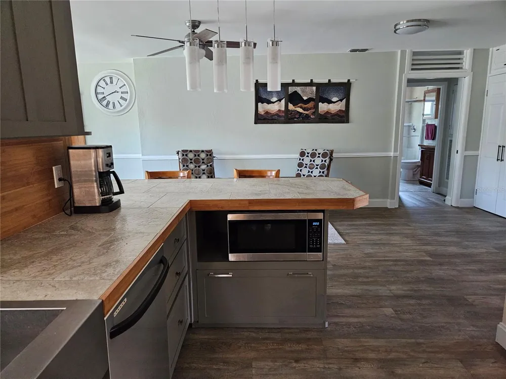 1508 FLAMINGO LANE Sun City Center, FL 33573
