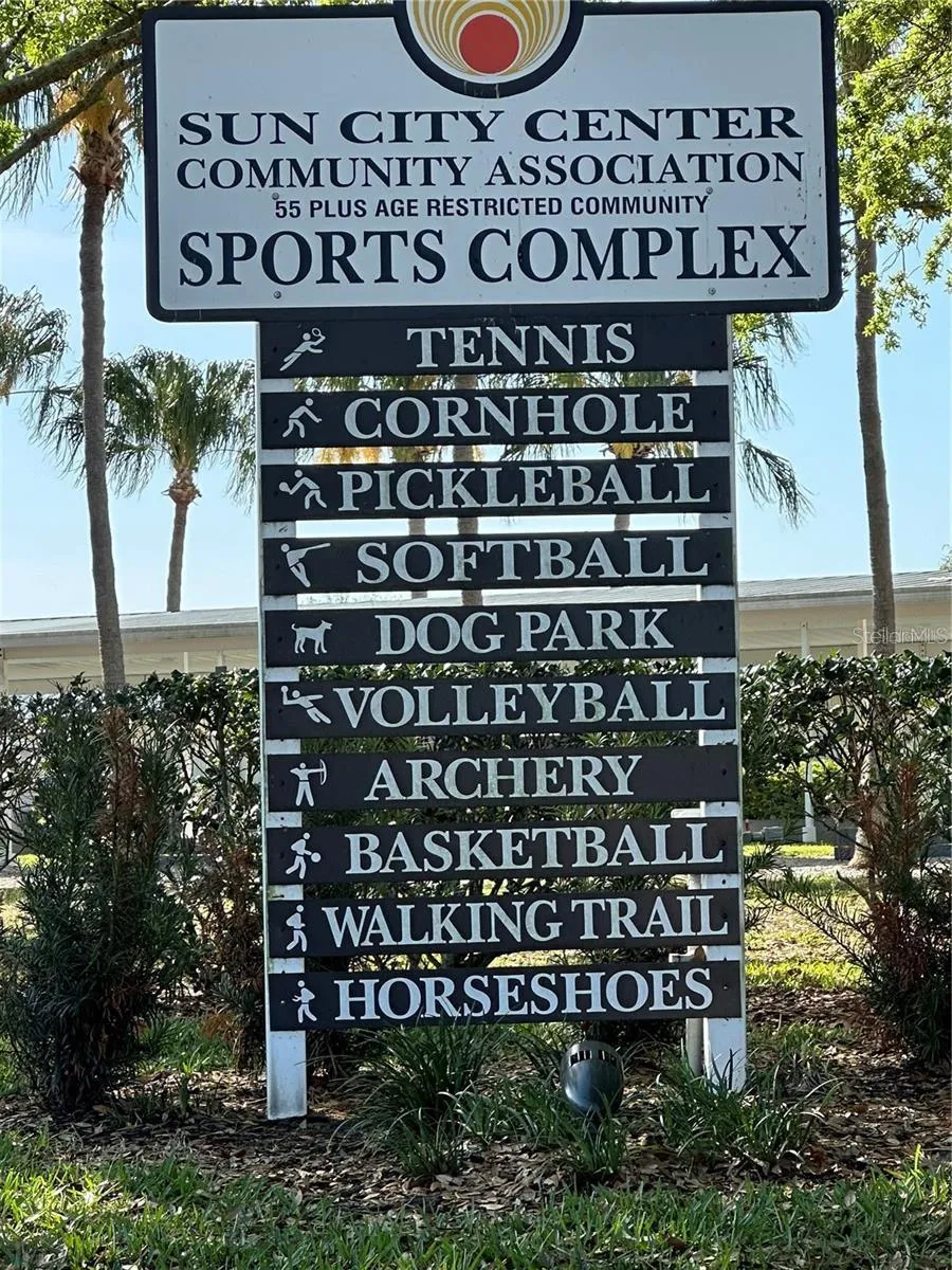 1508 FLAMINGO LANE Sun City Center, FL 33573