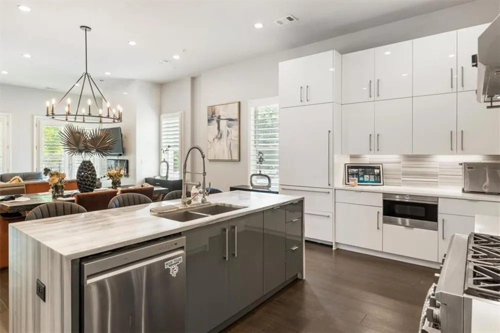 878 3rd Street Alpharetta, GA 30009