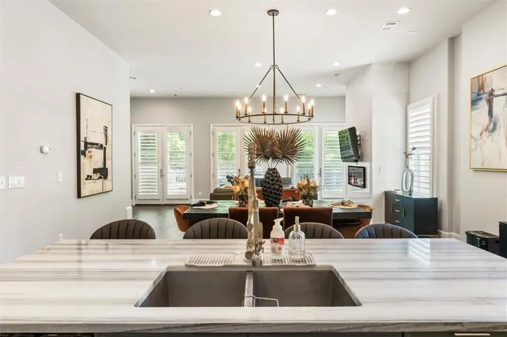 878 3rd Street Alpharetta, GA 30009
