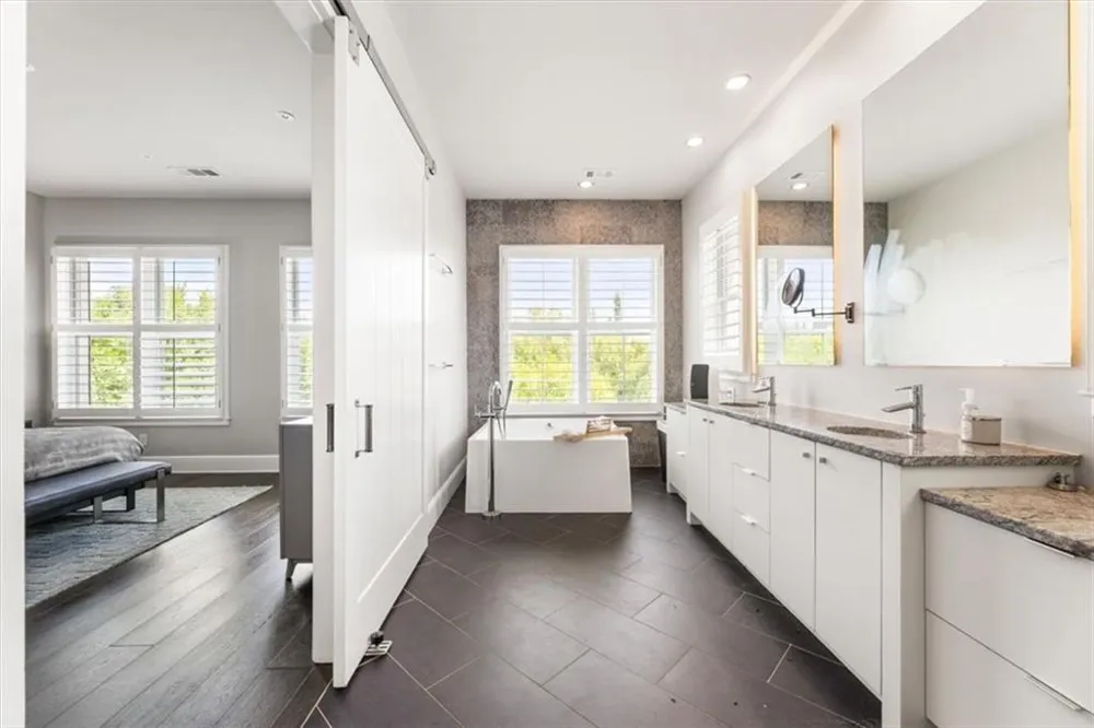 878 3rd Street Alpharetta, GA 30009