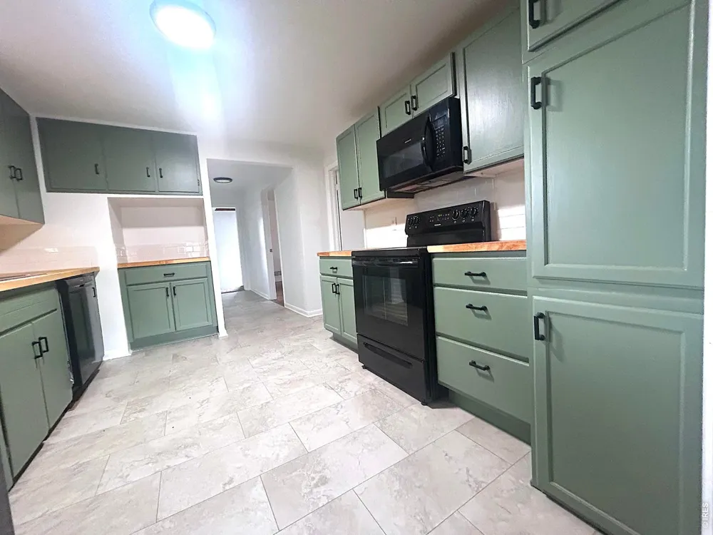 24801 1st Street Galeton, CO 80622