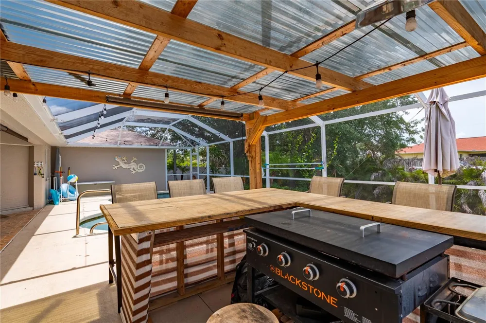 5615 MOJAVE AVENUE North Port, FL 34288