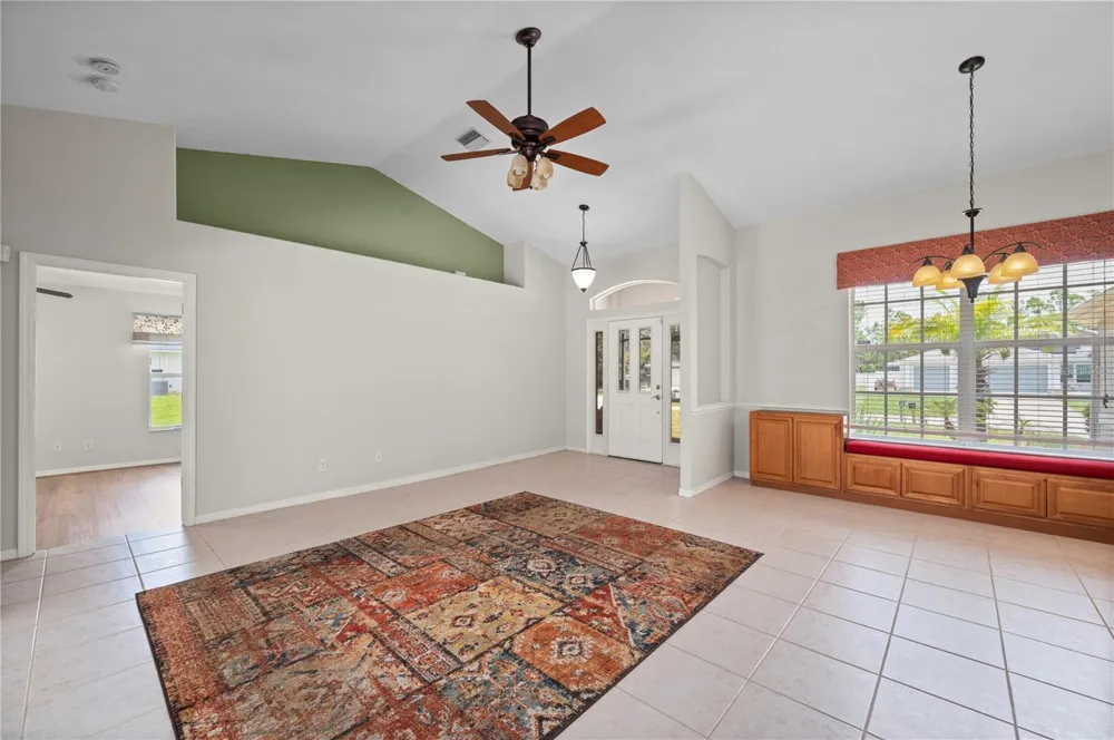5615 MOJAVE AVENUE North Port, FL 34288