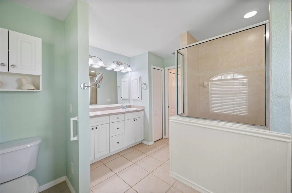 5615 MOJAVE AVENUE North Port, FL 34288