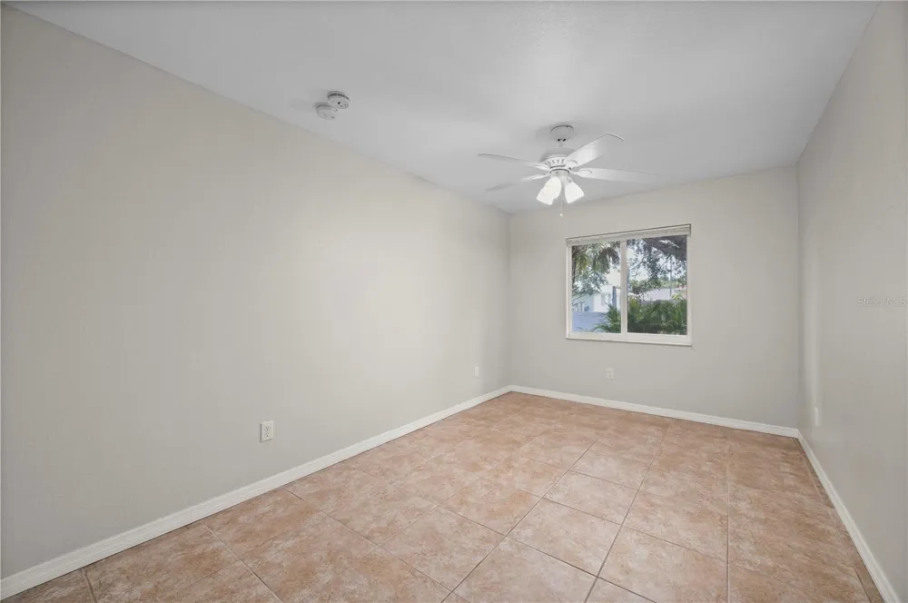 5615 MOJAVE AVENUE North Port, FL 34288
