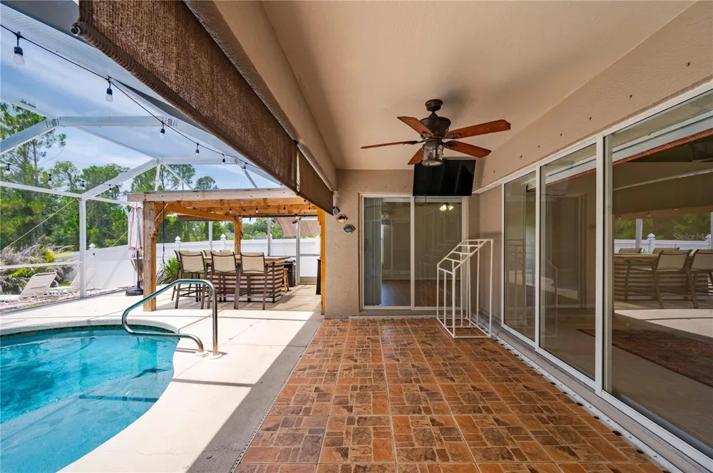 5615 MOJAVE AVENUE North Port, FL 34288